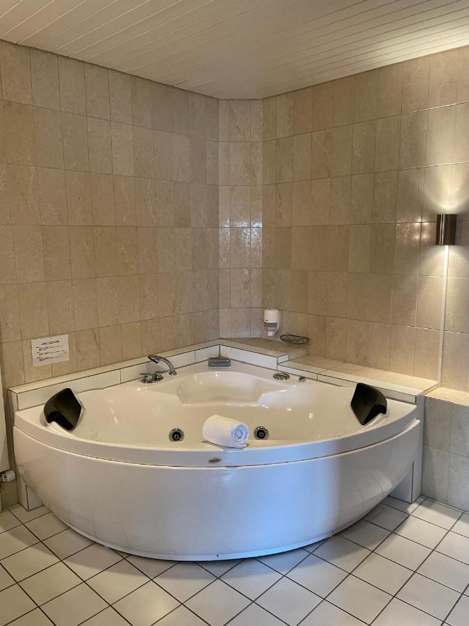 Hotel Baeren Suhr Aarau Dış mekan fotoğraf