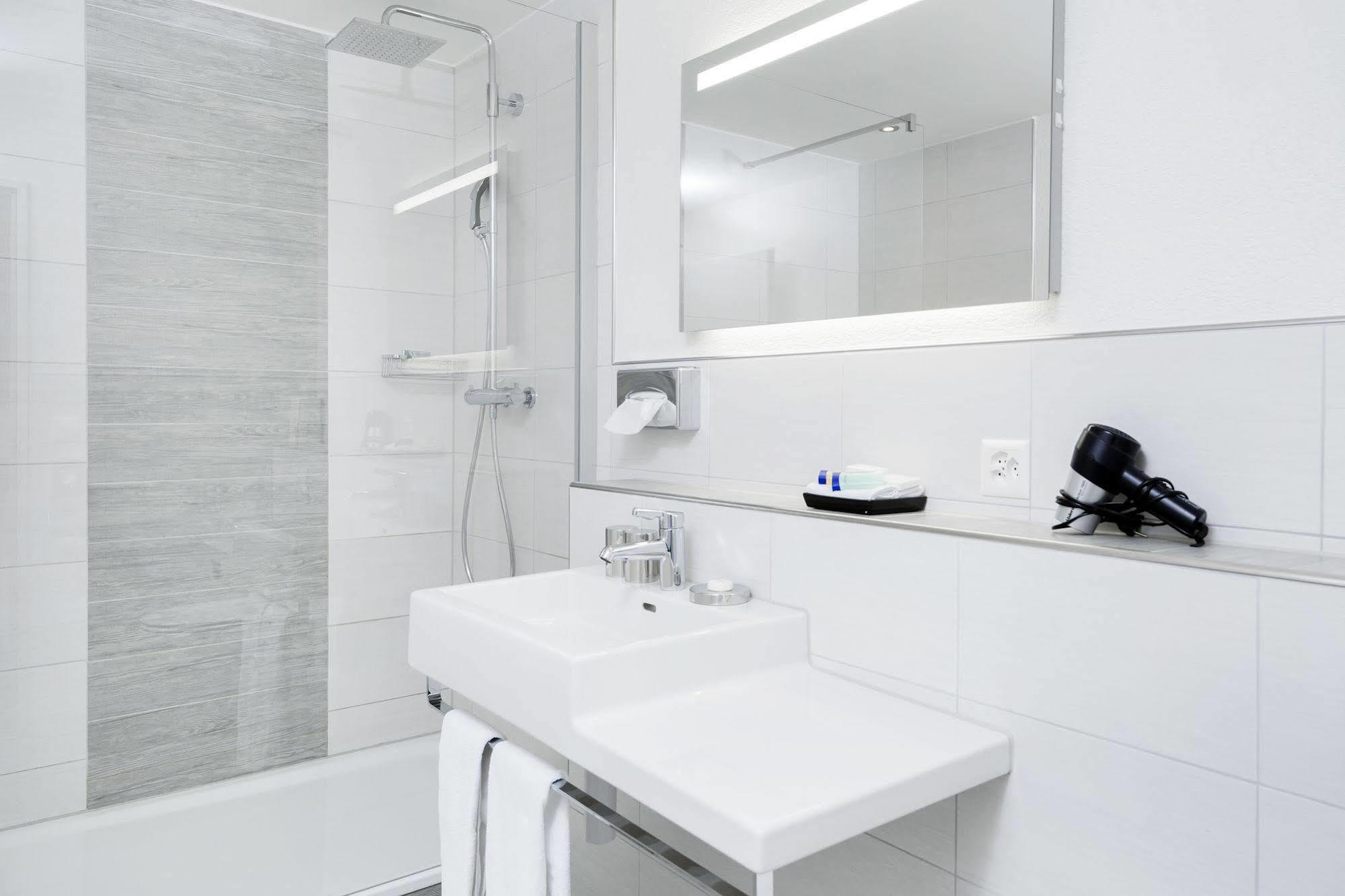 Hotel Baeren Suhr Aarau Dış mekan fotoğraf